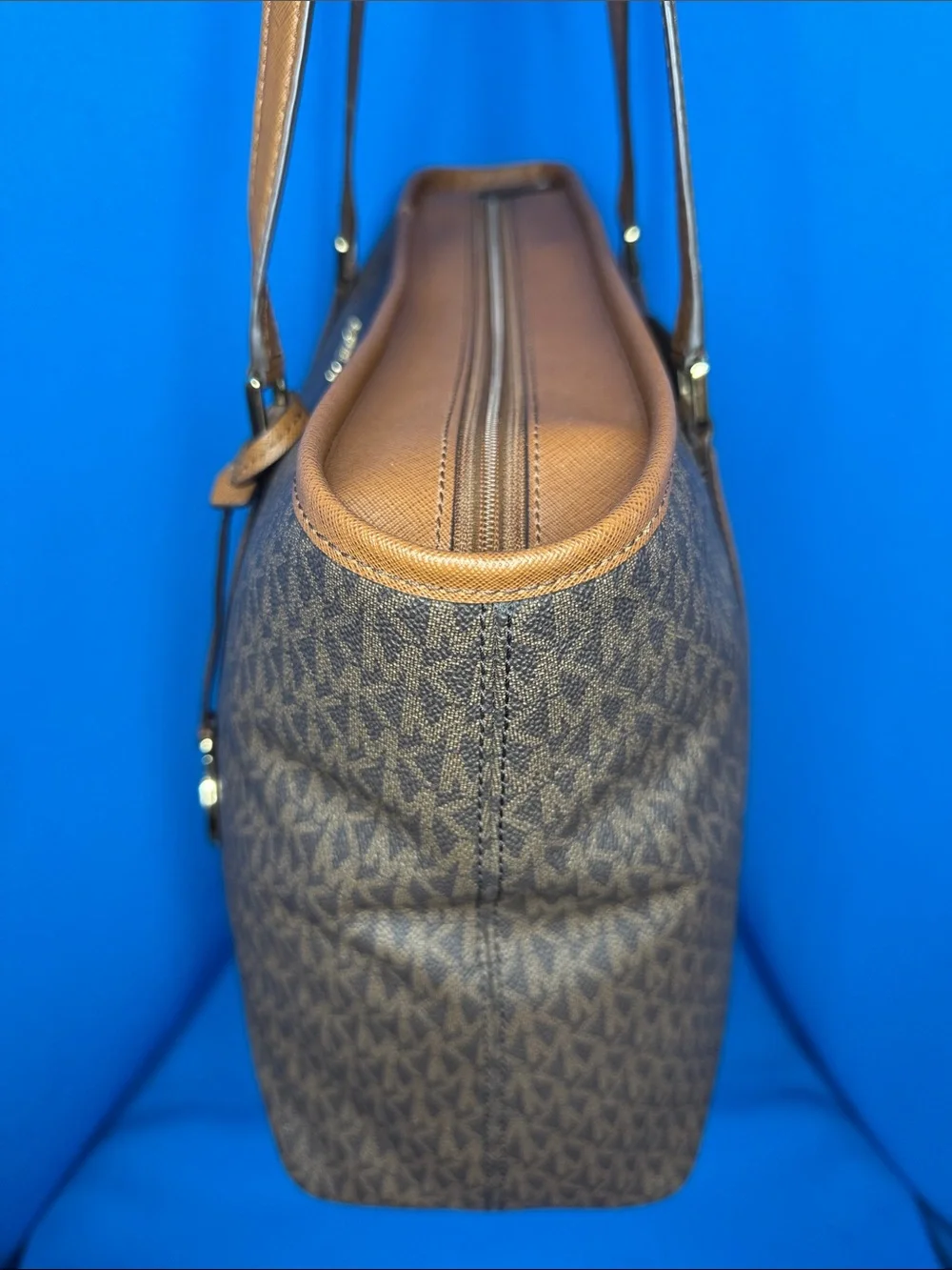MICHAEL KORS LARGE SADY CARRYALL BROWN SIGNATURE LOGO LAPTOP / SHOULDER TOTE BAG